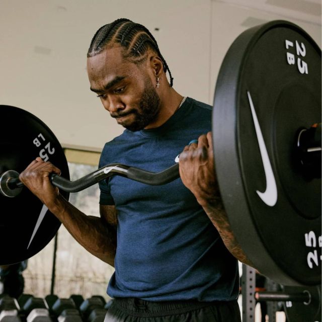 Nike Strength Curl Bar