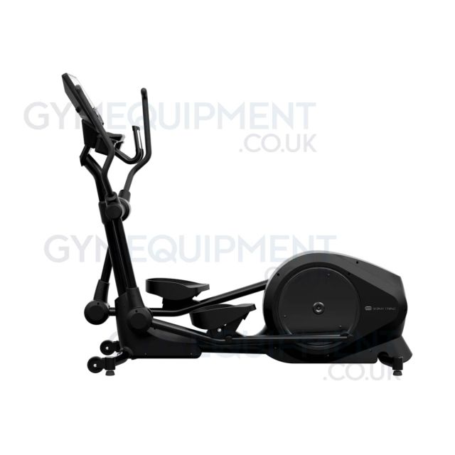 Star Trac 8 Series 8-RDE Rear Drive Elliptical Trainer