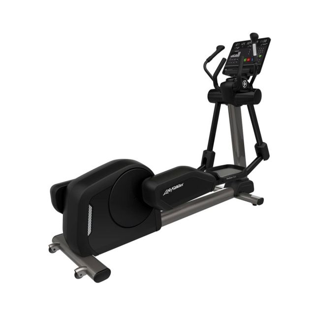 life fitness club series plus cross trainer