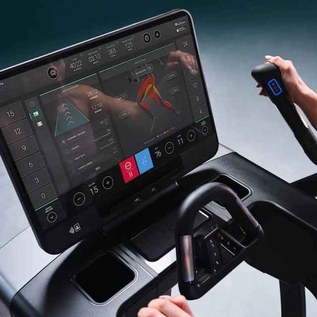Life Fitness Symbio Incline Elliptical