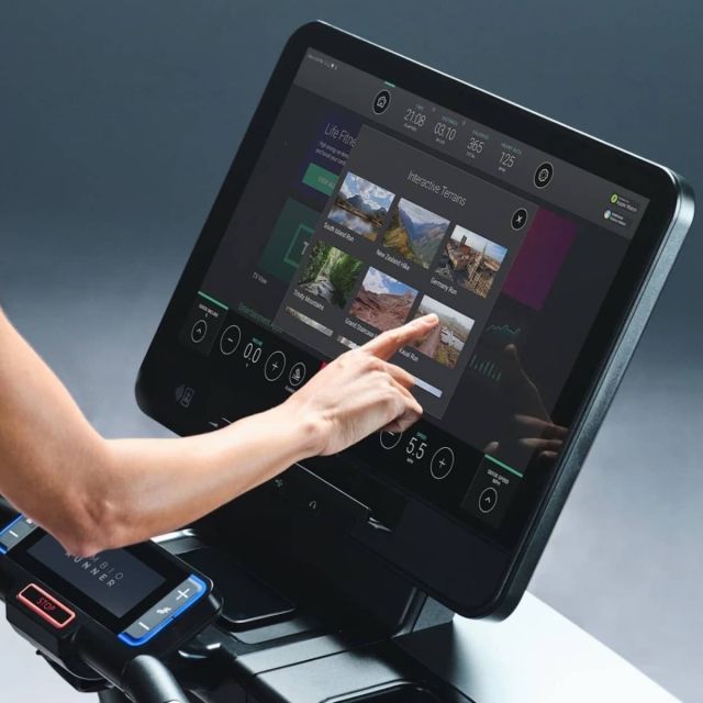Life Fitness Symbio Runner Treadmill