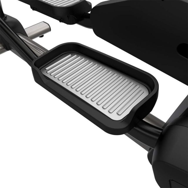 Life Fitness Club Series+ Elliptical Cross Trainer